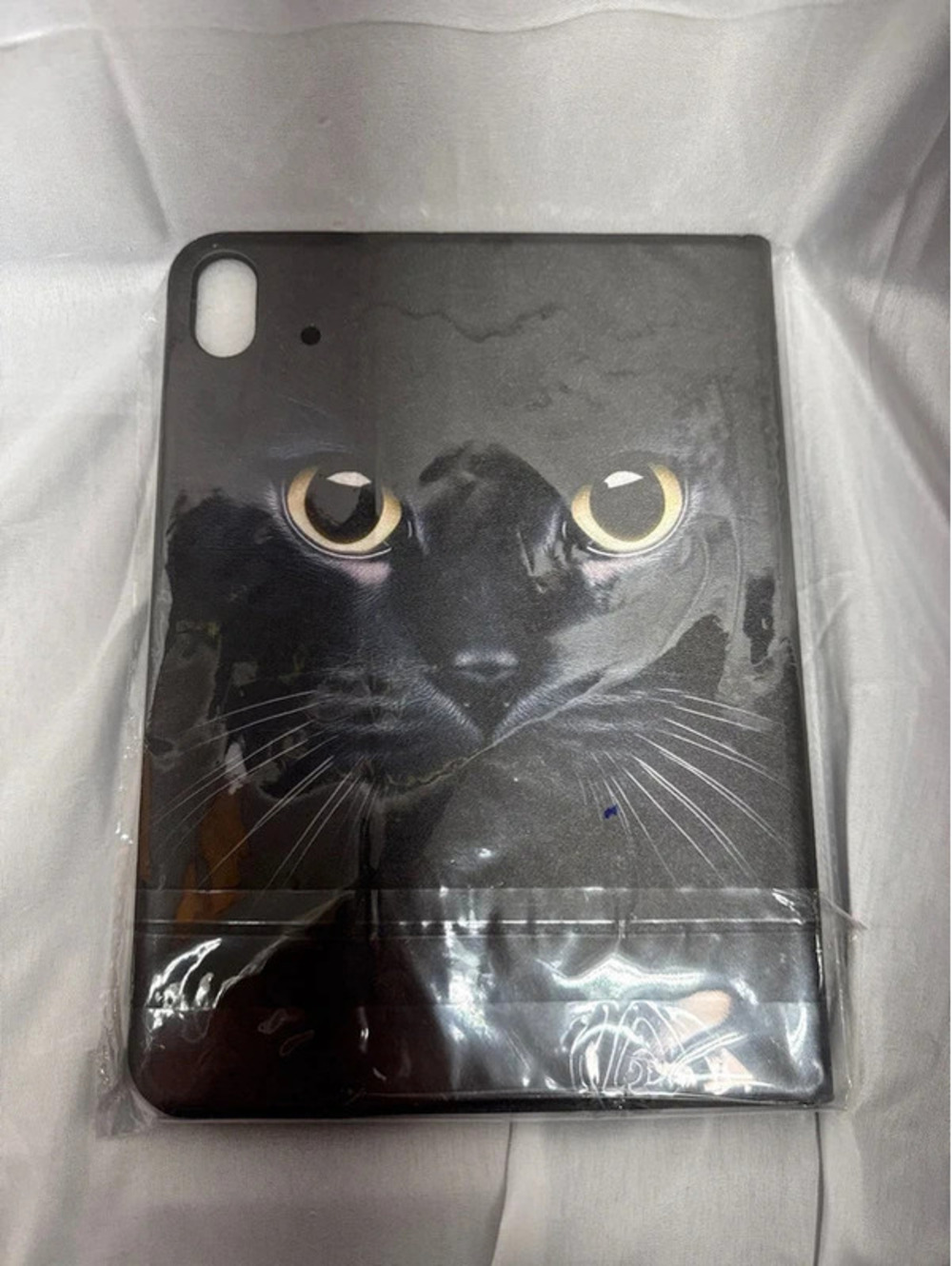 iPad case - Picture 2 of 2